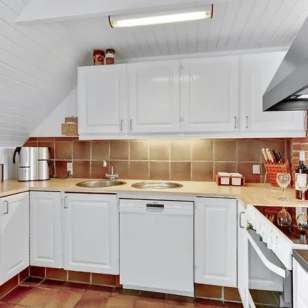 Three-bedroom In Casa vacanze *